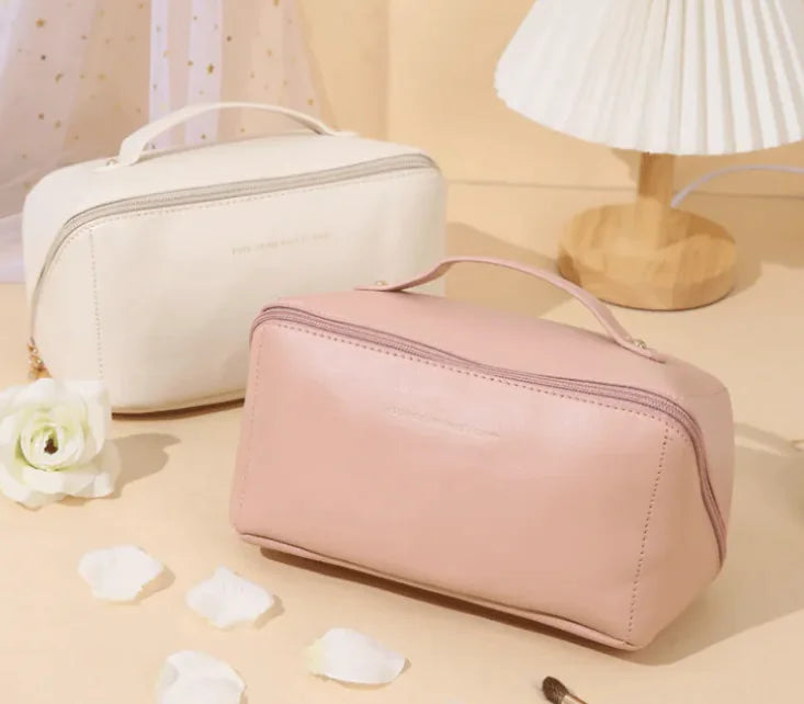 Portable Wash Bag